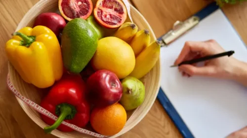 أهمية التغذية المتوازنة لصحتك وجمالك