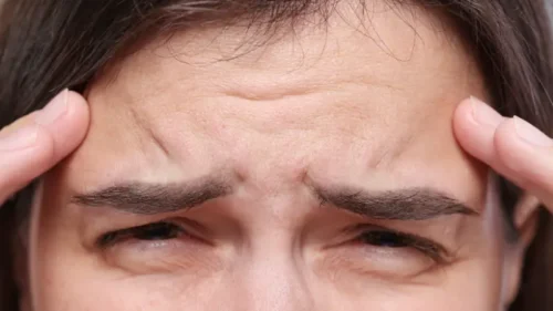 أفضل الطرق لتفادي تجاعيد الوجه المبكرة